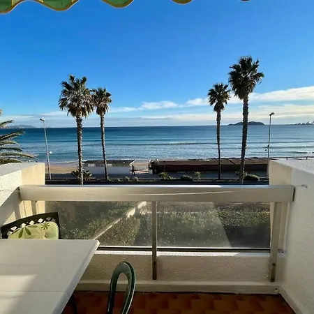 Appartement Front De Mer Avec Parking Prive アパート ラシオタ